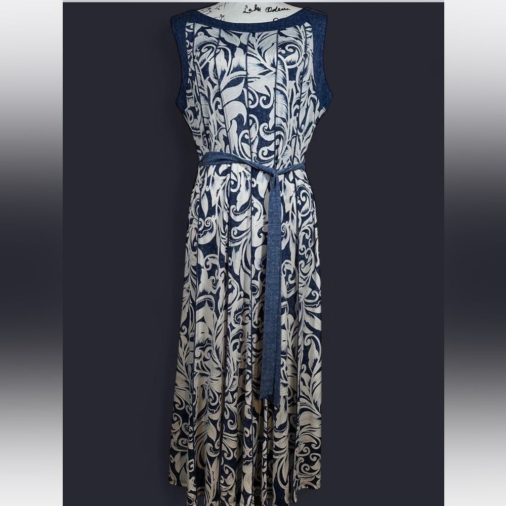 Perceptions New York Sleeveless Dress Women’s Large Blue & White Design A12‎